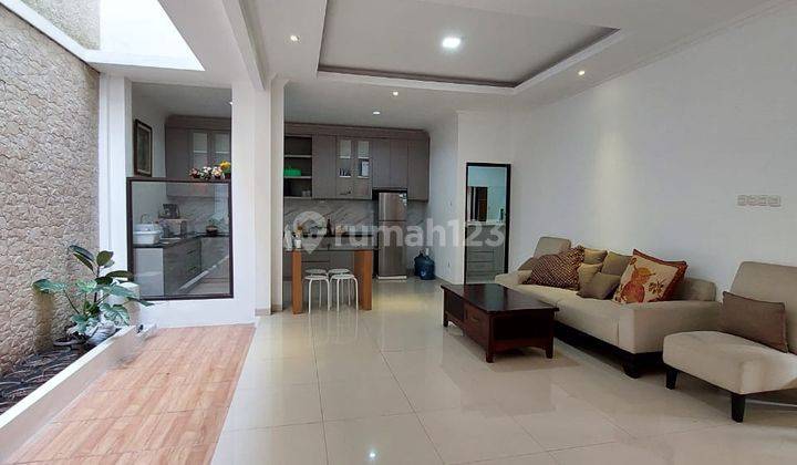 Rumah Bagus Diarea Bintaro Jaya Sektor 9, Dekat Akses Toll & Stasiun KA 2