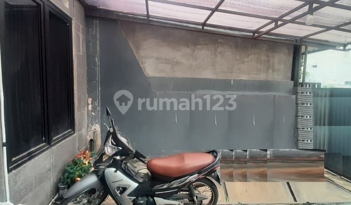 Rumah Asri Claster Diarea Komplek Jl Putri Duyung Dep-Lu Cipadu