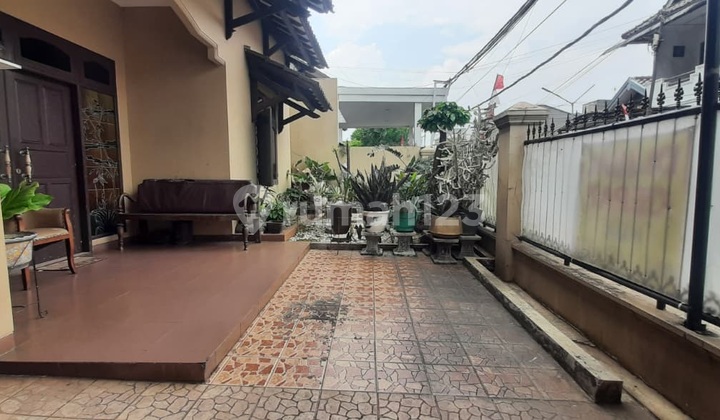 Rumah Kokoh Area Kreo Komp Kejaksaan, Akses Gate Kebon Jeruk 2