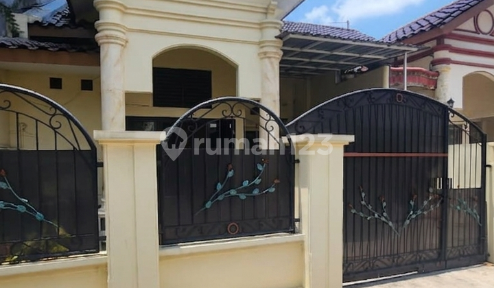 Ready-to-Occupy House in Mlati Street Area, Semarang, Central Java 1