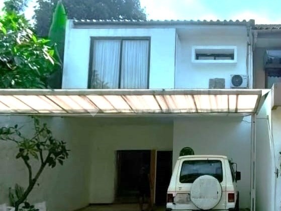 Rumah Cluster Diarea Puri Flamboyan Rempoa, Nempel Bintaro Jaya Rumah Cluster Diarea Puri Flamboyan Rempoa, Nempel Bintaro Jaya