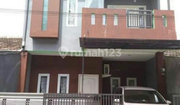 2-Story House Ready to Occupy in Villa Pamulang Area, Adjacent to Business Center & Unpam Campus