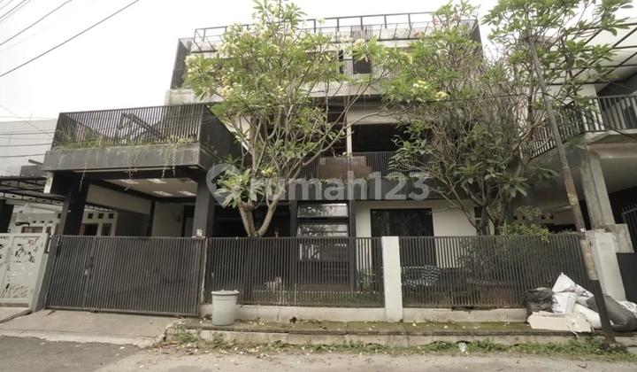 Rumah Kokoh 3,5Lantai Diarea Bintaro 3A,Dekat Akses Tol & Stasiun 2