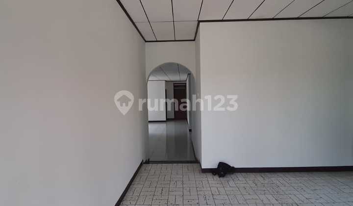 Rumah Luas Diarea Jl Jambu Kampung Utan Akses Toll Bintaro & Lebak Bulus