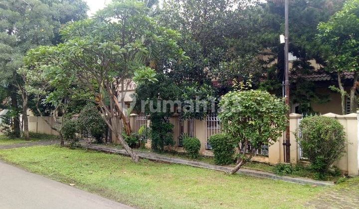 Rumah Luas Standar Area Jl Delman Kebayoran Lama, Akses Tol JORR  2