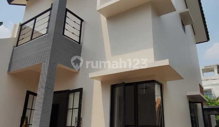 Rumah 2 Lantai, Bagus Siap Huni Dekat St. Pondok Ranji,. 2