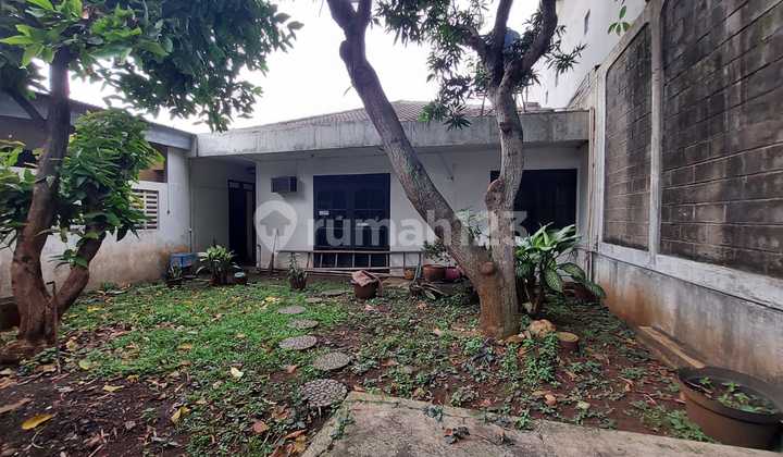 Rumah 1 Lantai, Halaman Luas, Lokasi Strategis di Bintaro- Jaksel 2