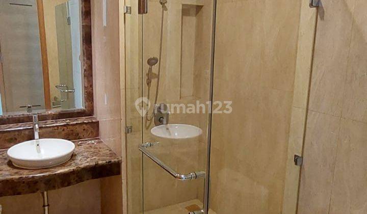 Apartemen 3BR Senayan Residence Nice View Golf & Stadion GBK  8