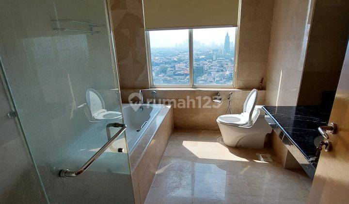 Apartemen 3BR Senayan Residence Nice View Golf & Stadion GBK  10