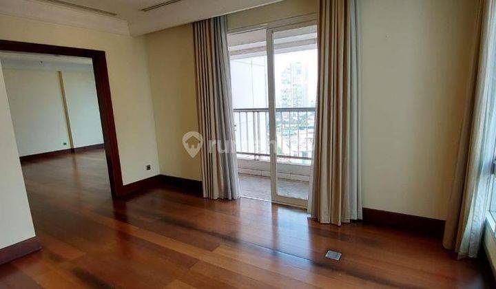 Apartemen SCBD Suites 3BR + Study Size 350m