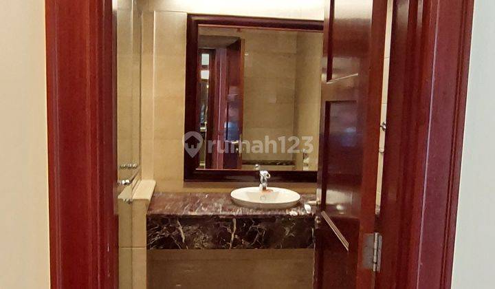 Apartemen SCBD Suites 3BR + Study Size 350m