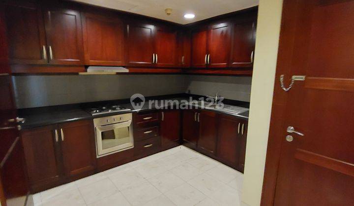 Apartemen SCBD Suites 3BR + Study Size 350m