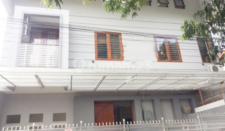 Jual Cepat Rumah Minimalis di Hang lekir dkat Senayan City Binus