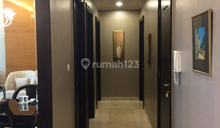 Apartement Senayan Residences 3 BR Jakarta Selatan Full Furnished 2