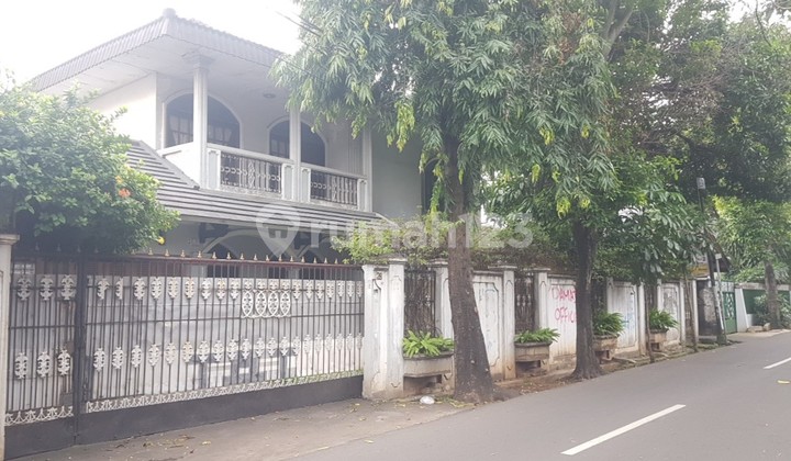 Dijual untuk Tempat Tinggal/Usaha Petukangan Selatan/Pesanggrahan Jakarta Selatan Dijual untuk Tempat Tinggal/Usaha Petukangan Selatan/Pesanggrahan Jakarta Selatan