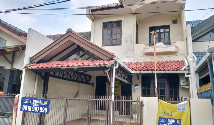 2-Story House in South Jakarta, Pesanggrahan Bintaro 2