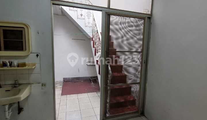 Cheap House for Rent in Bintaro Near Sudimara Train Station 2