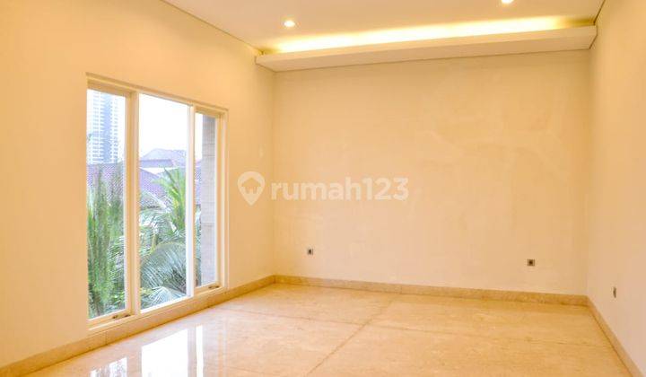 Dijual Rumah Mewah 2 Lantai Bagus Semi Furnish Kebayoran Baru, Jakarta Selatan 2