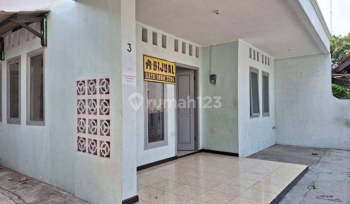 Rumah Bisa Buat Kantor, Depan Taman Di Tebet - Jakarta Selatan  2