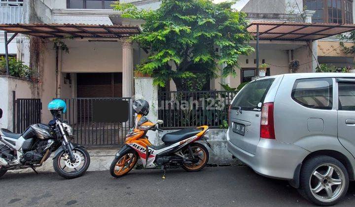 Rumah Shm, Dekat Kawasan Bisnis, Di Tebet - Jakarta Selatan  1