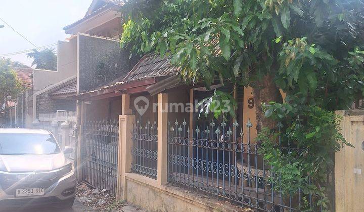 Rumah Tua Hitung Tanah, Dekat Taman Di Tebet - Jakarta Selatan  1