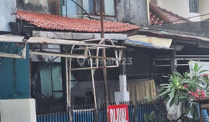 Rumah Hitung Tanah Di Tebet, Dekat Perkantoran, Dekat Akses Tol  2