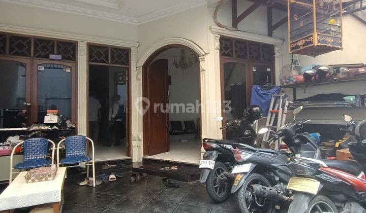 Rumah 2 Lantai Shm, Dekat Akses Tol, Di Tebet Jakarta Selatan  1