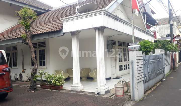 Rumah SHM, Dekat Taman, Dekat Perkantoran di Tebet - Jakarta Sel Rumah SHM, Dekat Taman, Dekat Perkantoran di Tebet - Jakarta Sel