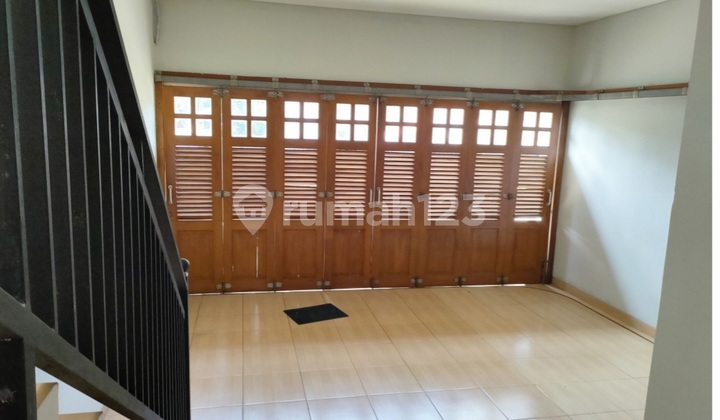 Rumah 2 Lantai, bisa Buat Kantor, di Kemang Jakarta Selatan 2