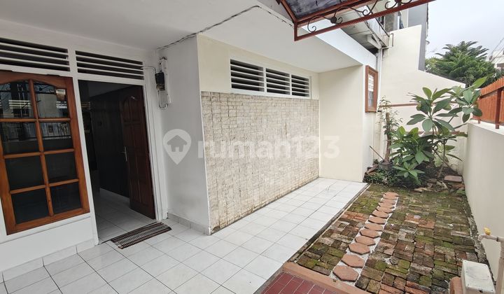 Rumah bisa Buat Kantor, Dekat Akses Tol, di Tebet Jakarta Selatan Rumah bisa Buat Kantor, Dekat Akses Tol, di Tebet Jakarta Selatan