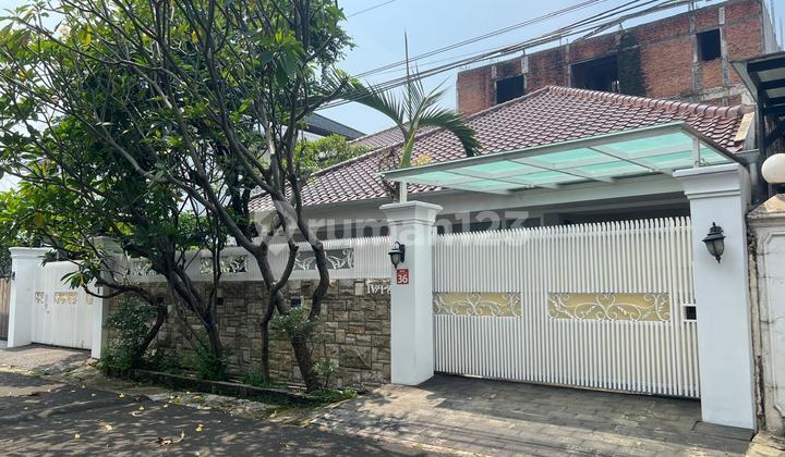 Rumah SHM One Gate Sistem Dkt Akses Tol di Tebet Jakarta Selatan