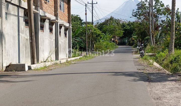 Hook Hadap Timur Dan Utara, Tanah Pekarangan Dekat Uii Yogyakarta 2