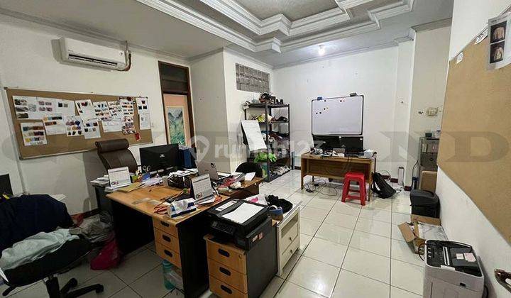 Kode 19600 Si , Dijual Rumah Kemayoran, Luas 477 M2 1