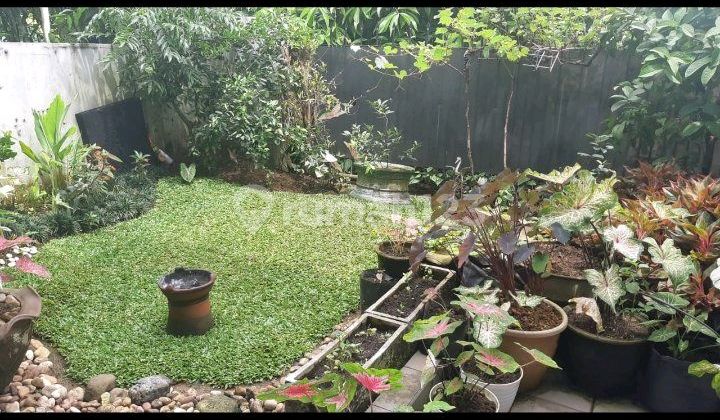 2 Lantai Area Tenang & Sejuk 2