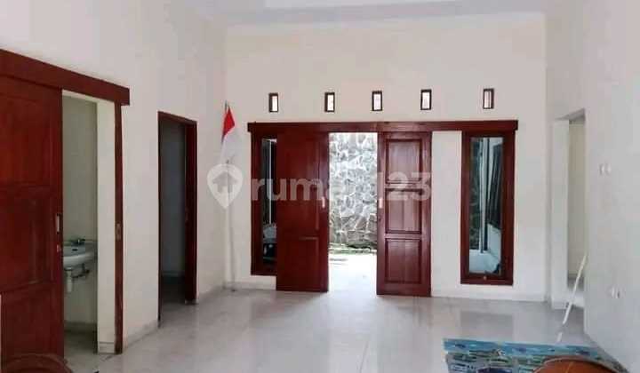 Rumah Bagus Strategis Depan Paragon Mall Solo 2