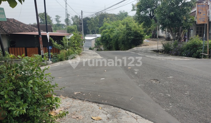 Rumah Joglo Di Tanah Hook Bisa Multiguna 2