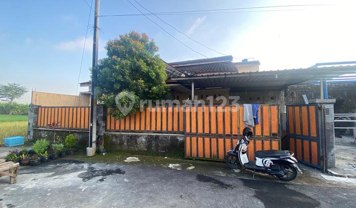 Rumah Nyaman Luas Cocok Untuk Hunian Keluarga Rumah Nyaman Luas Cocok Untuk Hunian Keluarga
