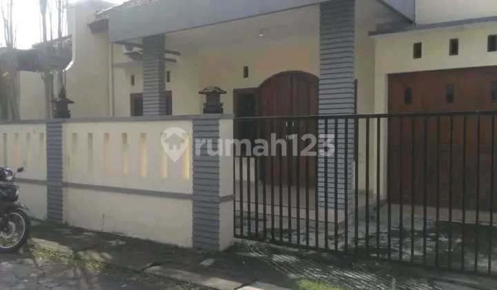 Rumah Bagus Strategis Depan Paragon Mall Solo Rumah Bagus Strategis Depan Paragon Mall Solo