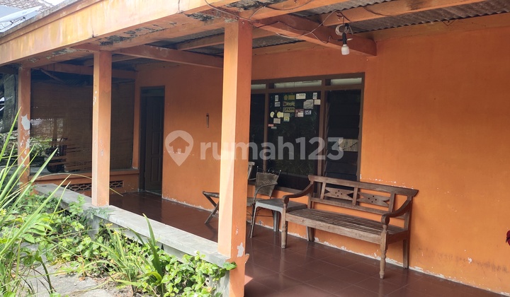 Rumah Joglo Di Tanah Hook Bisa Multiguna