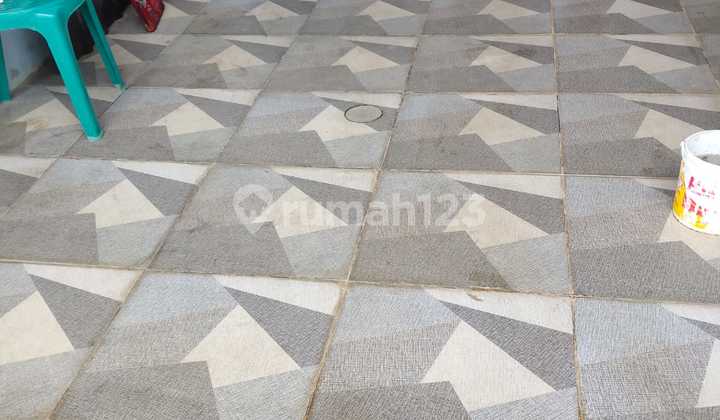 Single Cluster House Near Solo Baru 2