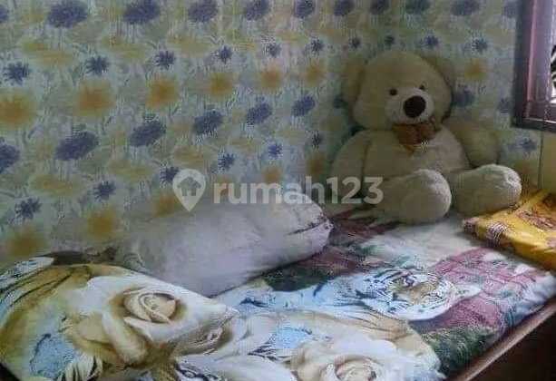 Beautiful Strategic House in Banyuanyar, Car Access Junction 2