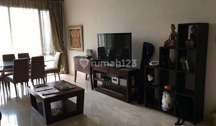 Lantai rendah, lantai 2, good unit, Modern Apartemen Senayan Residences 2 Kamar Tidur Furnished Bagus 1