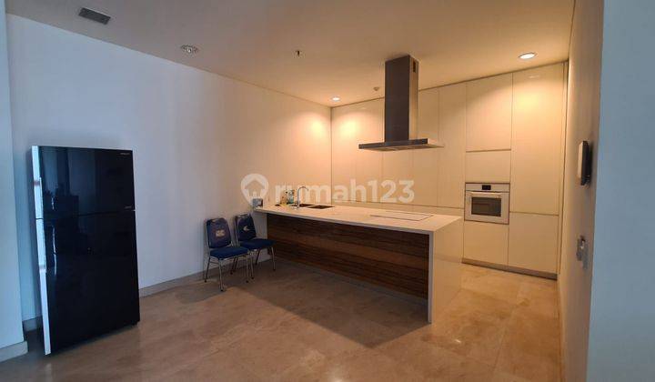 Pakubuwono House apartment, 2 bedrooms, nice unit..  1