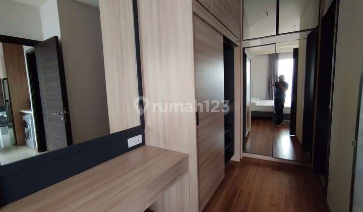 SUDIRMAN HILL, 2 BEDROOMS, $1100/MONTHS, GOOD VIEW, MODERN FURNITURE AND DESIGN 2