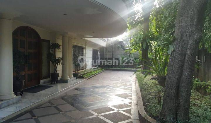 Rumah 2 Lantai Menteng Jakarta Pusat (jalan Sutan Sjahrir), Dekat Ke Bunderan Hotel Indonesia 1