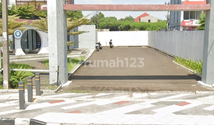 Margonda Raya, Samping Mall Detos, Dekat Pintu Tol, Pinggir Jalan Raya, Cocok Untuk Padel, Klinik, Showroom, Dan Usaha Lainnya..