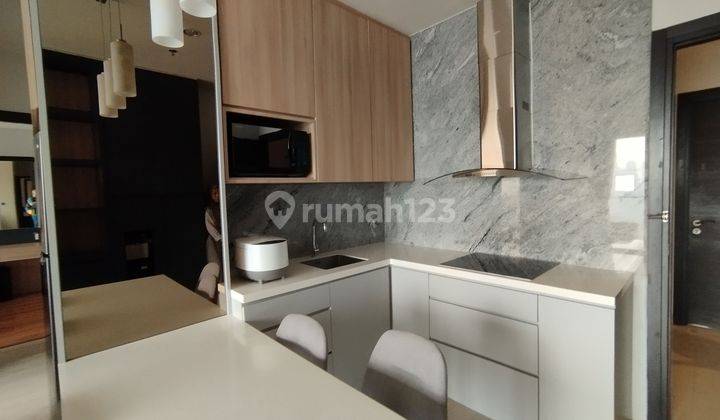 SUDIRMAN HILL, 2 BEDROOMS, CITY VIEW, MODERN FURNISHED 2