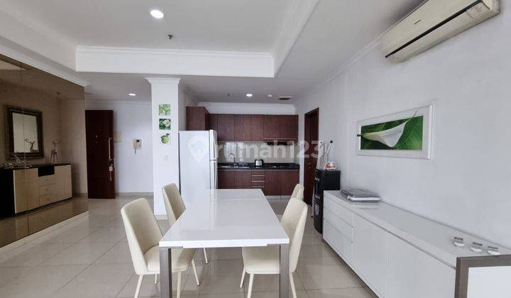 Direct Access To Kuningan City mall, 3 bedrooms, 4 Milyar, Middle Floor, Big Oval Balcony 1