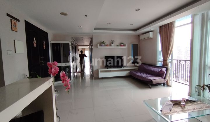 Mega Kuningan, Apt Bellagio Residence, unit Renovated, Open Kitchen With Island,  1