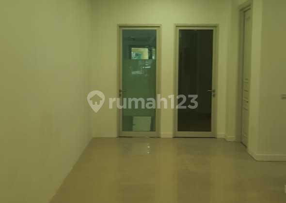 Senopati Area, Commercial Space 320m, Suitable for Office, Gym, Clinic, Tutoring, etc. Business Space at Jl. Suryo No.5, Rawa Barat, Kebayoran Baru, South Jakarta City, DKI Jakarta, Indonesia, 12180, Senopati 320.0 m² Unfurnished Senopati Area, Commercial Space 320m, Suitable for Office, Gym, Clinic, Tutoring, etc. Business Space at Jl. Suryo No.5, Rawa Barat, Kebayoran Baru, South Jakarta City, DKI Jakarta, Indonesia, 12180, Senopati 320.0 m² Unfurnished